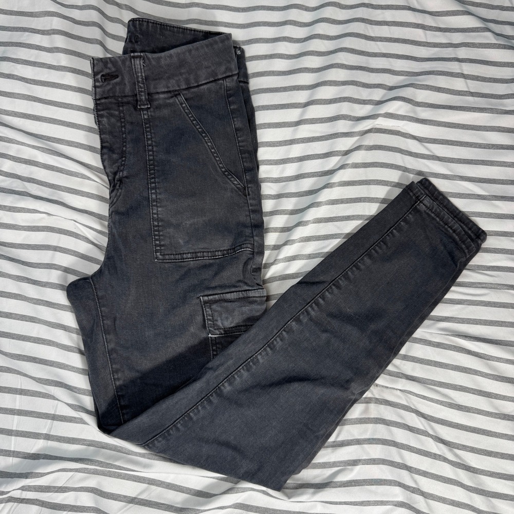 American Eagle Super Hi-Rise Jegging Cargo Pants Faded Black Size 6 Regular